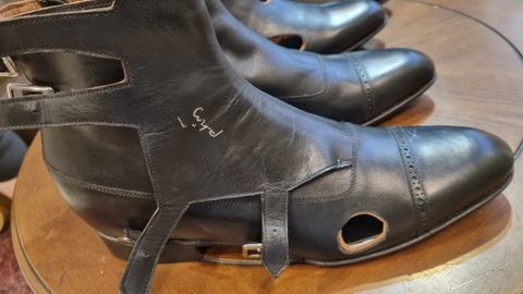 Quá Trình Bespoke Giày Tại Namidori