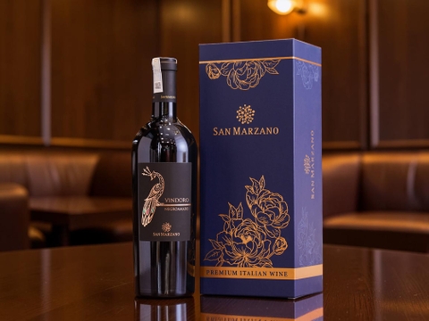 Có nên chọn vang Vindoro Negroamaro làm quà biếu đối tác không