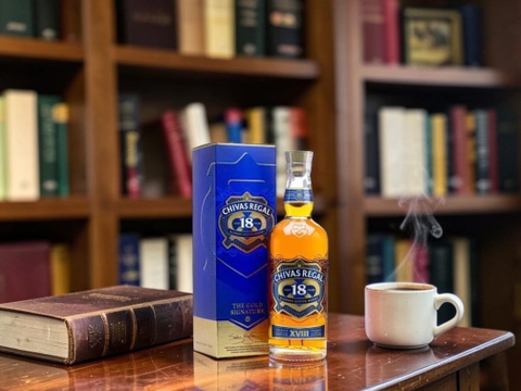 Review Chivas 18 Chi Tiết Từ A–Z Có Thật Sự Đáng Tiền?