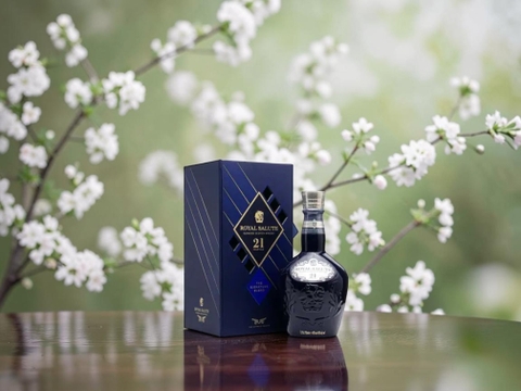 Chivas 18 Và Royal Salute 21 Khác Gì Nhau?