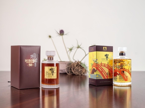 Hibiki Giá Bao Nhiêu? Bảng Giá Mới Nhất Các Dòng Hibiki