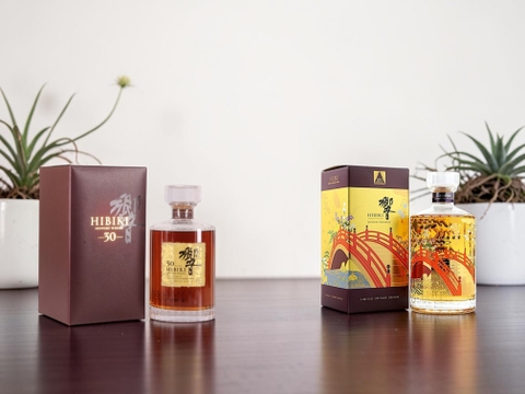Review Hibiki Harmony Từ A–Z: Hương Vị Có Thực Sự Đáng Giá?