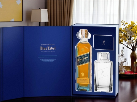 Johnnie Walker Blue Label và Johnnie Walker & Sons XR 21 năm đỉnh cao quà biếu VIP Tết 2026