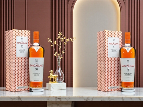 Trải nghiệm rượu Macallan 18 Colour Collection 700ml 43% chính hãng tinh hoa whisky dành cho giới sành
