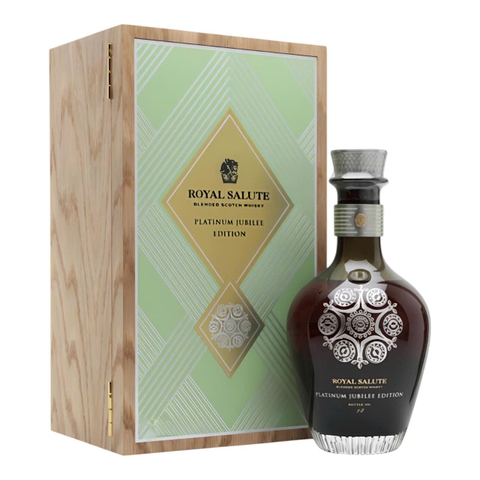 Rượu Royal Salute Platinnum Jubille -Qeen Adelaide's Brooch(Green)