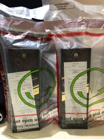 Rượu Johnnie Walker Double Black 1 lít xách tay (Duty Free)