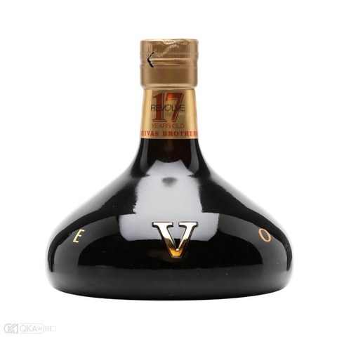 Rượu Chivas Revolve 17 năm chính hãng – Giá mới nhất 2025