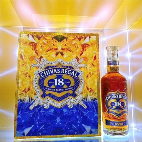 Rượu Chivas 18 Gold Signature Hộp Quà Tết 2026