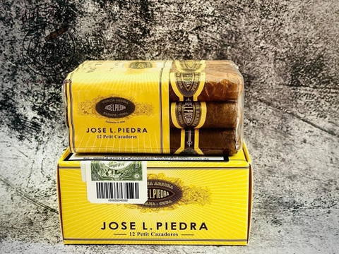 Xì gà Jose L. Piedra Cazadores hộp 25 điếu
