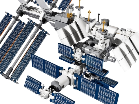 21321 LEGO Ideas Nasa International Space Station - Trạm vũ trụ quốc tế