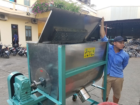 Máy Trộn Nguyên Liệu Ngang Inox 150kg/mẻ (MTI-01)