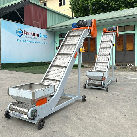 Băng tải thức ăn chăn nuôi D400 1m5