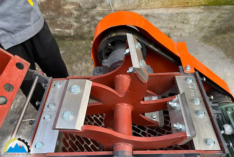 Máy Băm Xơ Dừa B350-VT