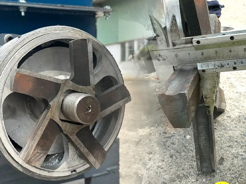 Máy Đùn Cá Công Nghiệp BQ200