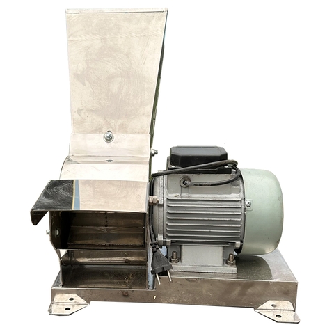 Máy Băm Cỏ Inox C150