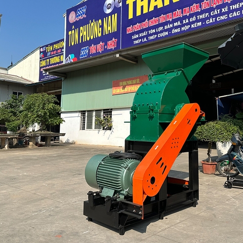 Máy Nghiền Thức Ăn Chăn Nuôi B50 Buồng Thẳng