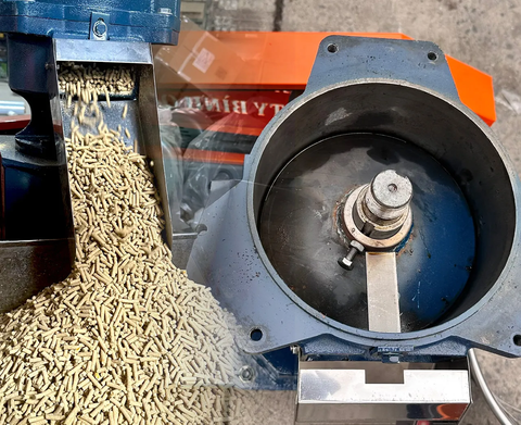 Máy Ép  Cám Viên S210-3L