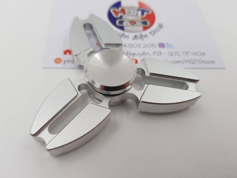 Hand Spinner 3 cánh Sakura nhôm