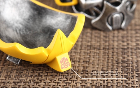 Gạt tàn thuốc đầu Bumblebee Transformer - Đá Polystone