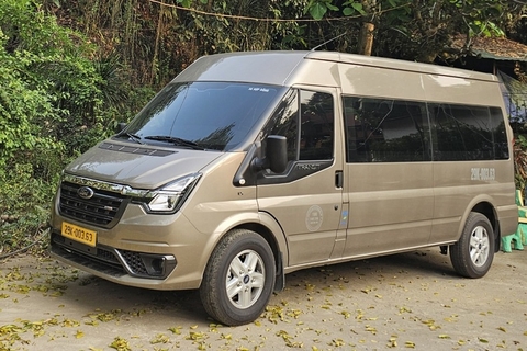 Xe 16 chỗ Ford Transit đi Ba Vì 1 ngày
