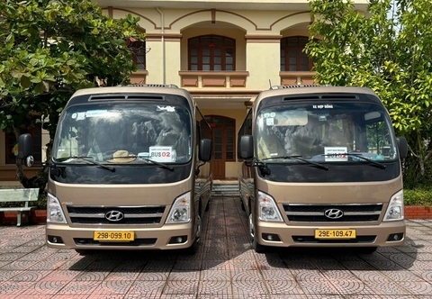 Xe 29 chỗ tiễn đón sân bay Nội Bài