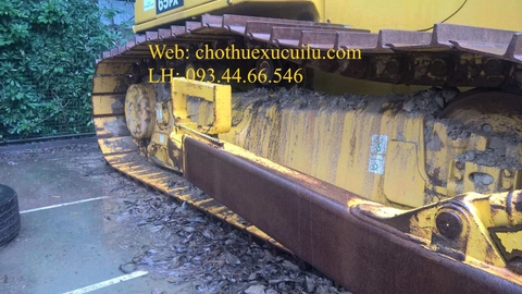 Cho thuê máy ủi D65