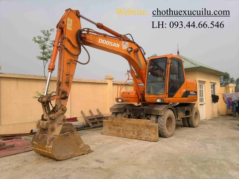 Cho Thuê Máy Xúc Bánh Lốp Doosan 140