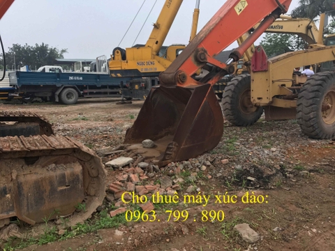 cho thuê máy xúc đào bánh xích 330 tại Hà Nội