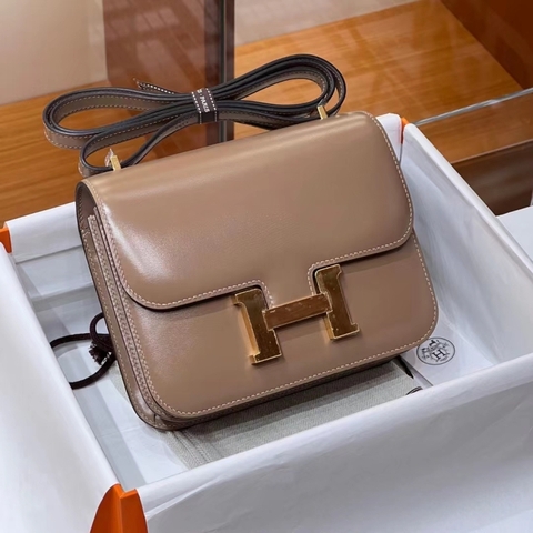 TÚI HERMES Constance Soil Swift Leather 19CM(giá liên hệ)