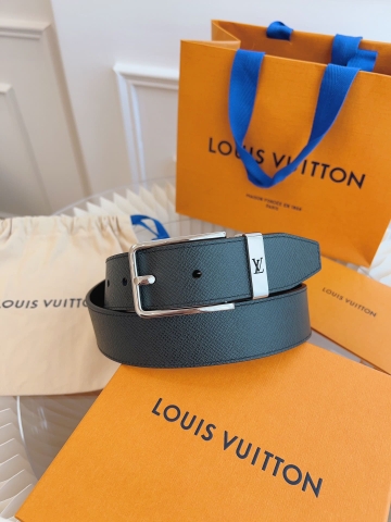 DÂY LƯNG LOUIS VUITTON BLACK EPI LEATHER Khóa bạc