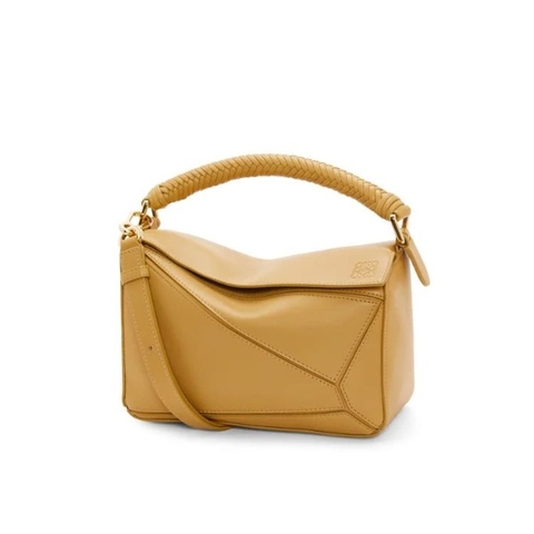 Túi LOEWE Small Puzzle bag in sand calfskin