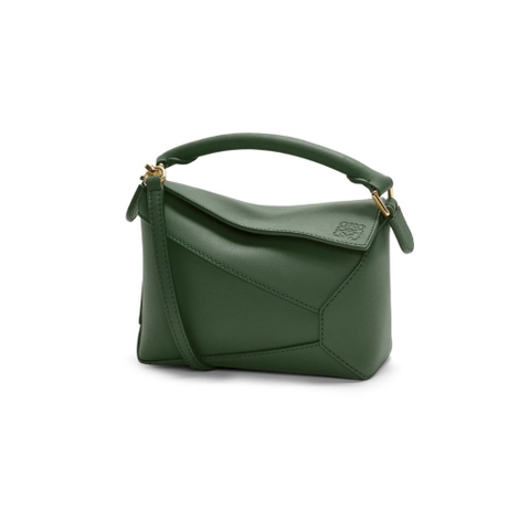Túi LOEWE Mini Puzzle bag in classic calfskin green