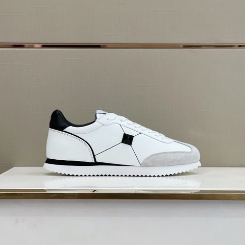GIÀY VALENTINO STUDD SUEDE LEATHER SNEAKER SHOES AAA