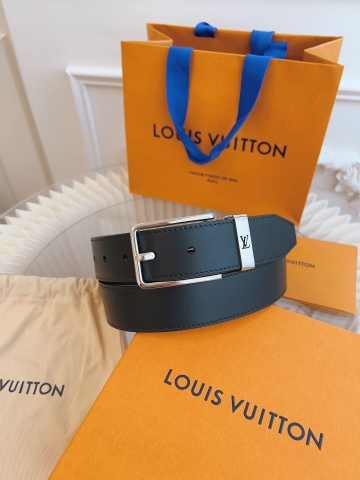 DÂY LƯNG LOUIS VUITTON BLACK CALFSKIN LEATHER Khóa bạc