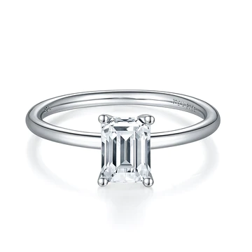 NHẪN ĐÍNH HÔN ROMA 6 EMERALD CUT VÀNG TRẮNG 18K