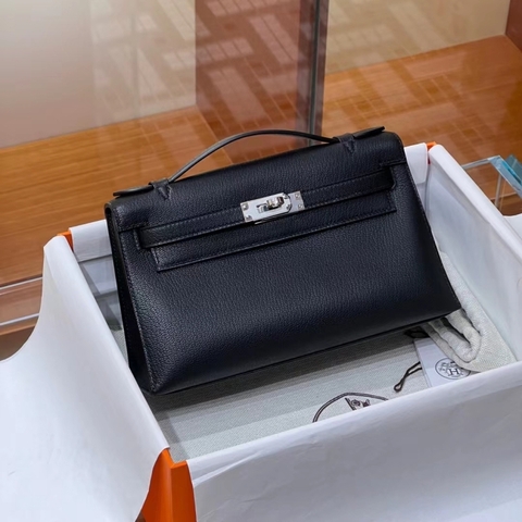 TÚI HERMES Kelly Pochette Noir Swift Leather 22CM(giá liên hệ)