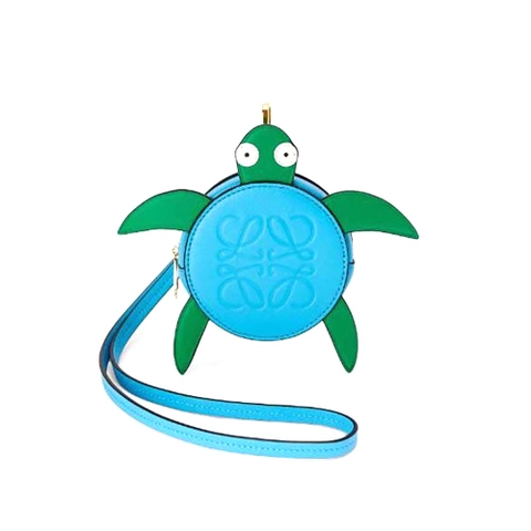 TÚI Loewe Women Turtle Cookie Pouch in Classic Calfskin