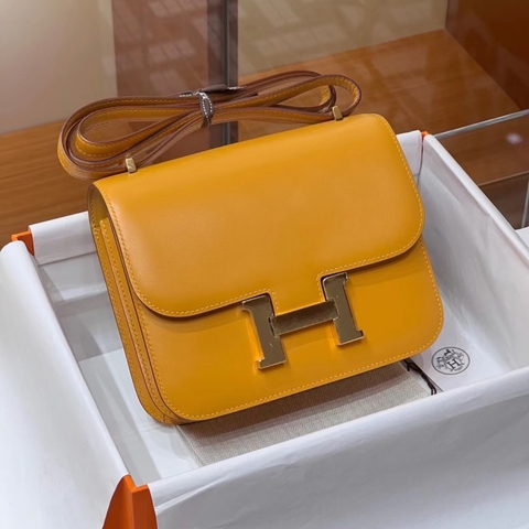 TÚI HERMES Constance Amber Swift Leather 19CM(giá liên hệ)