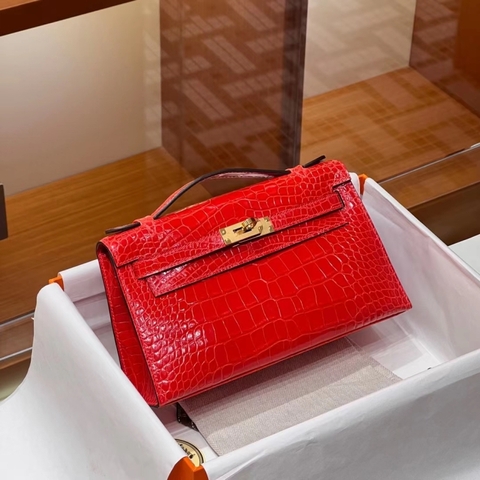 TÚI HERMES Kelly Pochette Alligator Red Tomato da cá sấu 22CM(giá liên hệ)