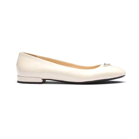 GIÀY Prada Women Patent Leather Ballerinas-White