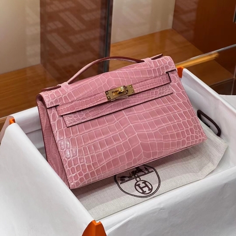 TÚI HERMES Kelly Pochette Niloticus Pink Sakura da cá sấu sông Nile 22CM(giá liên hệ)