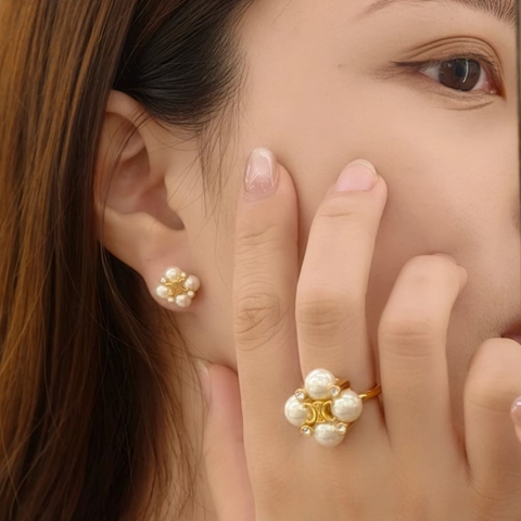 NHẪN CELINE ARC DE TRIOMPHE 4 PEARLS