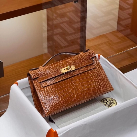 TÚI HERMES Kelly Pochette Alligator Brown da cá sấu 22CM(giá liên hệ)