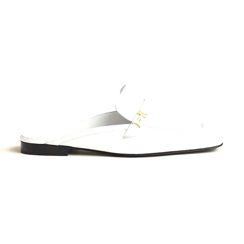 GIÀY Hermes Women Groupie Mule in Goatskin with Miniature Palladium-Plated Paris Buckle-White
