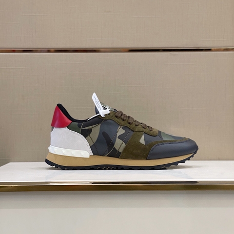 GIÀY VALENTINO STUDD LEATHER RUNNER SNEAKER SHOES AAA