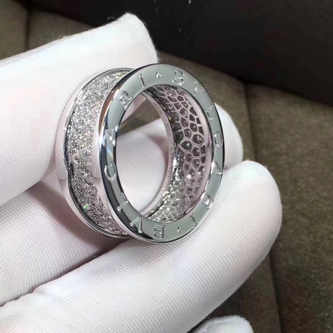 NHẪN BVLGARI 18k White Gold Pave Diamond B.zero1 Ring