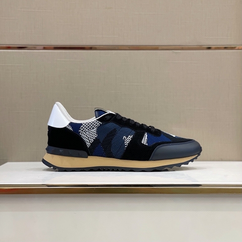 GIÀY VALENTINO STUDD LEATHER RUNNER SNEAKER SHOES AAA