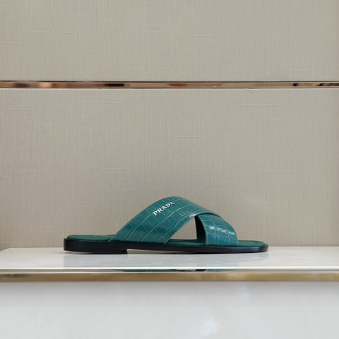 DÉP PRADA TRIANGLE SLIPPER
