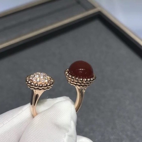 NHẪN VAN CLEEF & ARPELS ALHAMBRA CARNELIAN GOLD 18K ROSE GOLD