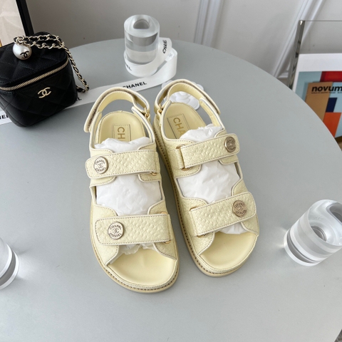 GIÀY CHANEL CC LOGO SANDALS